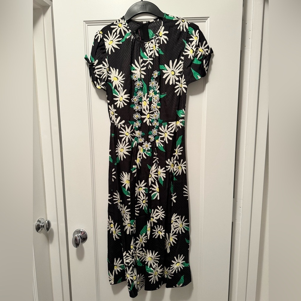 Marc Jacobs daisy dress in black, NWT size 0